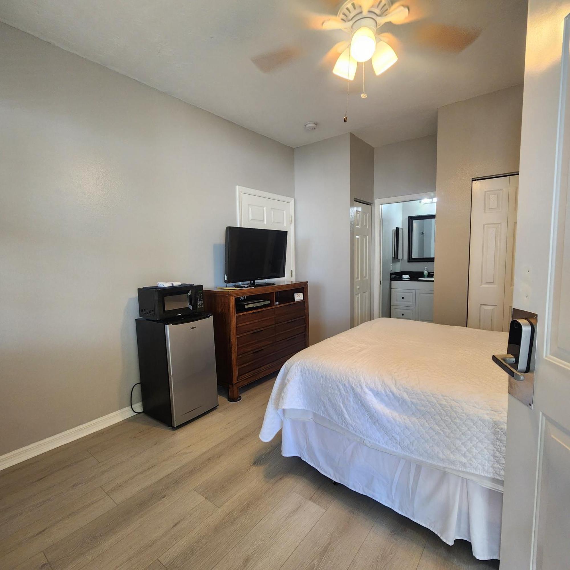 1 Bed 1 Bath At Img Near Beach Bradenton Eksteriør billede